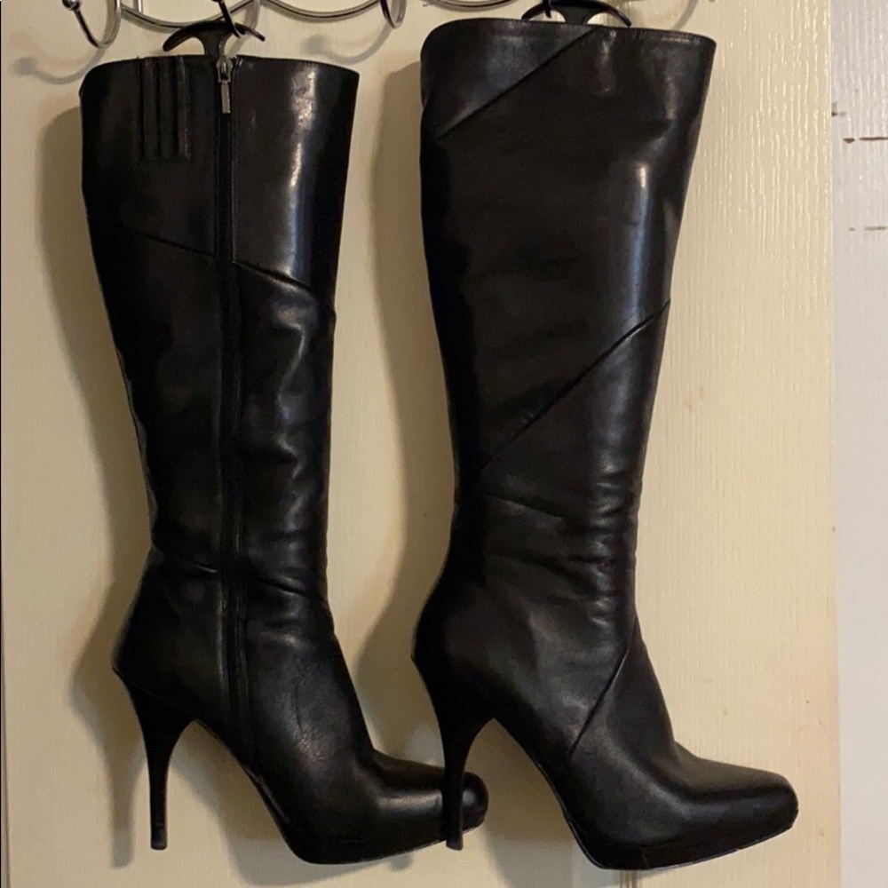 Ladies boots